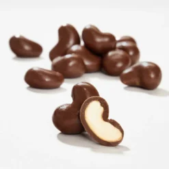 Milk Chocolate Cashews 100g