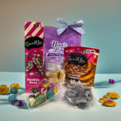 SweetsWorld Nan's Bag — Darrell Lea Rocklea Road, Caramels, Boiled Lollies and Liquorice Bullets